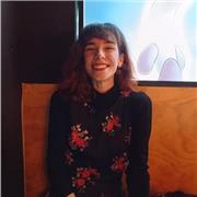 Soy maestra de educación infantil, especializada en edades de 0 a 6 años, podría dar clase a cualquiera de estas edades.